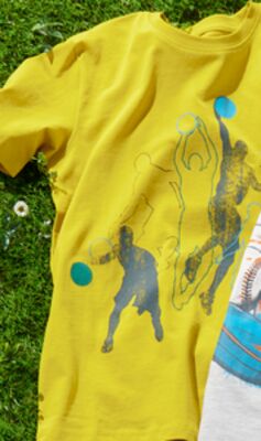 George kids' graphic tee