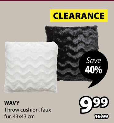 WAVY Throw cushion