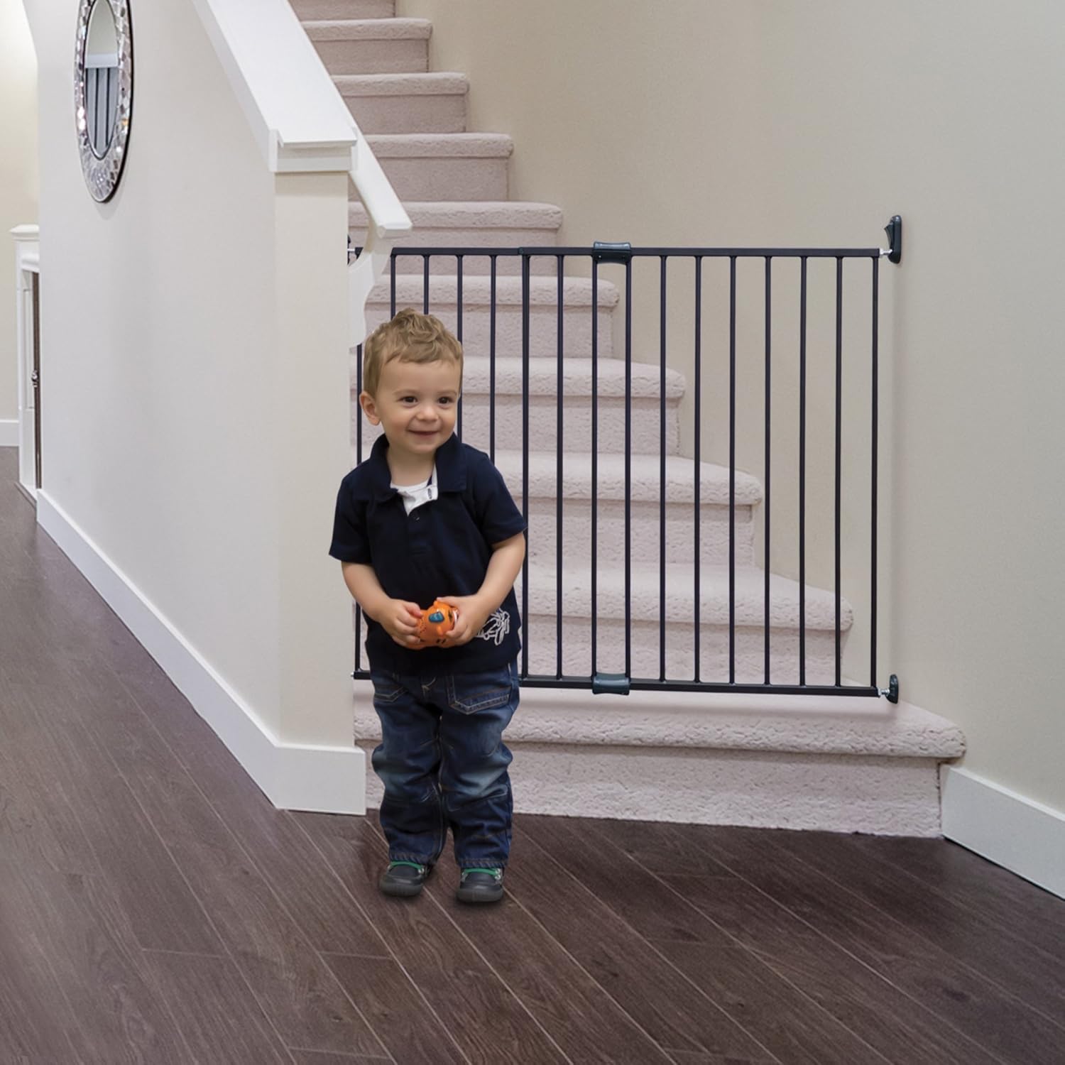 [Amazon.ca] Bily Expandable Metal Hall/Stairs safety Gate for children /dogs $19.99 reg $80