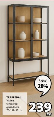 TRAPPEDAL Vitrine