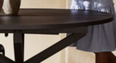 Hometrends expandable dining table