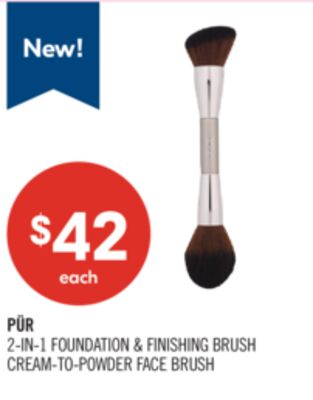 2-IN-1 FOUNDATION & FINISHING BRUSH CREAM-TO-POWDER FACE BRUSH